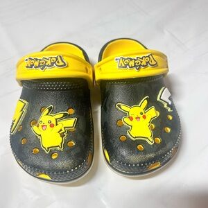 CROCS Pikachu Kids Clogs - Black and Yellow
